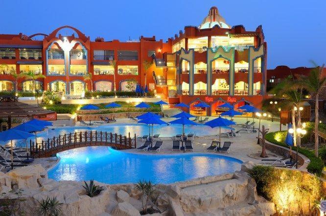 Aurora Bay Resort 4*