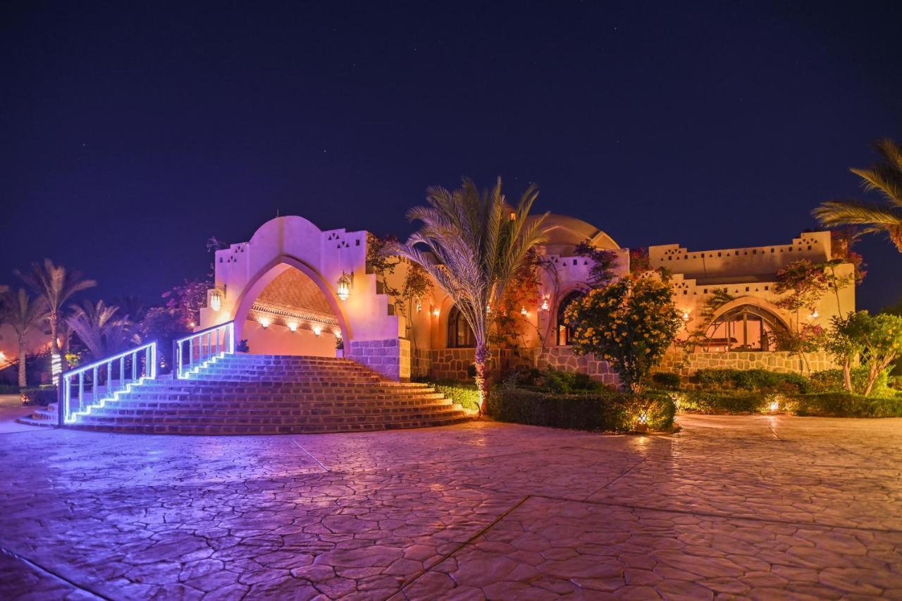 Dream Lagoon & Aqua Park Hotel 4*