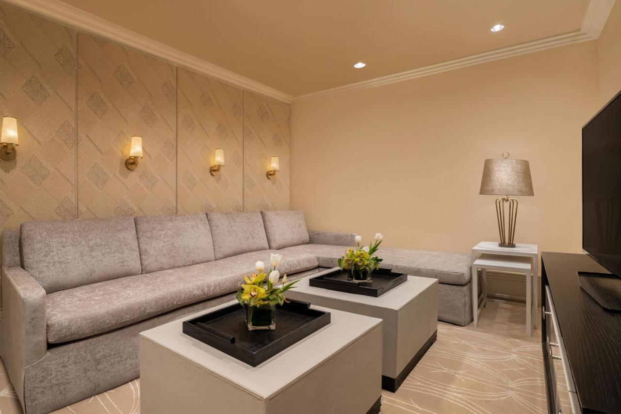 Hotel The St. Regis 5*