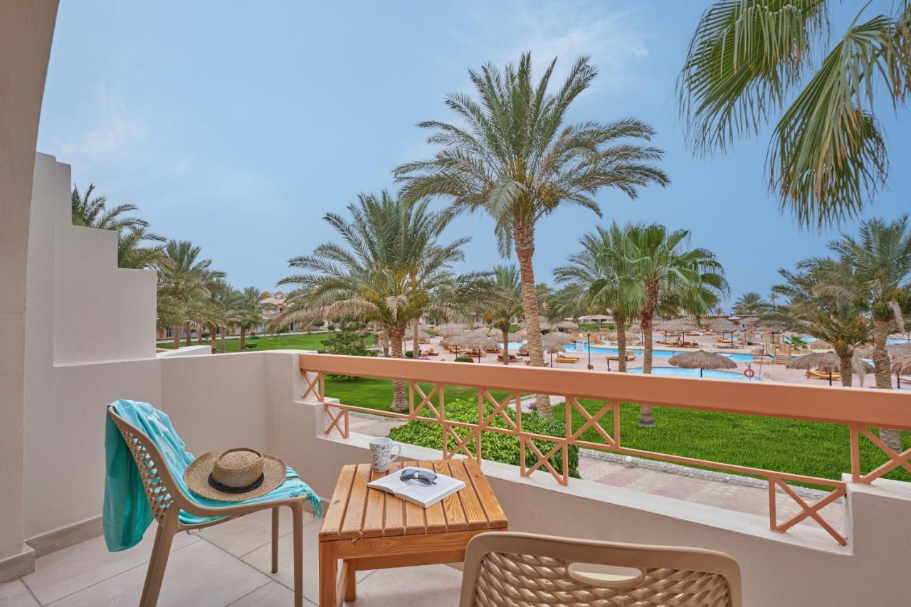 Resort Three Corners Sea 4*