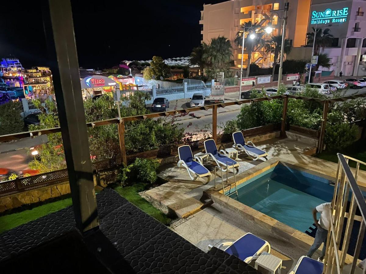 Motel Lilly Lounge And Pool For Adults Only