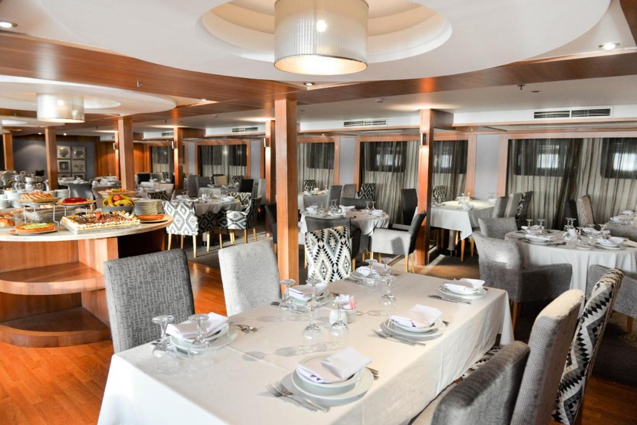 Hotel Nile Cruise To Aswan Every Monday, Thursday And Saturday And Trip To Abo Simple 5*