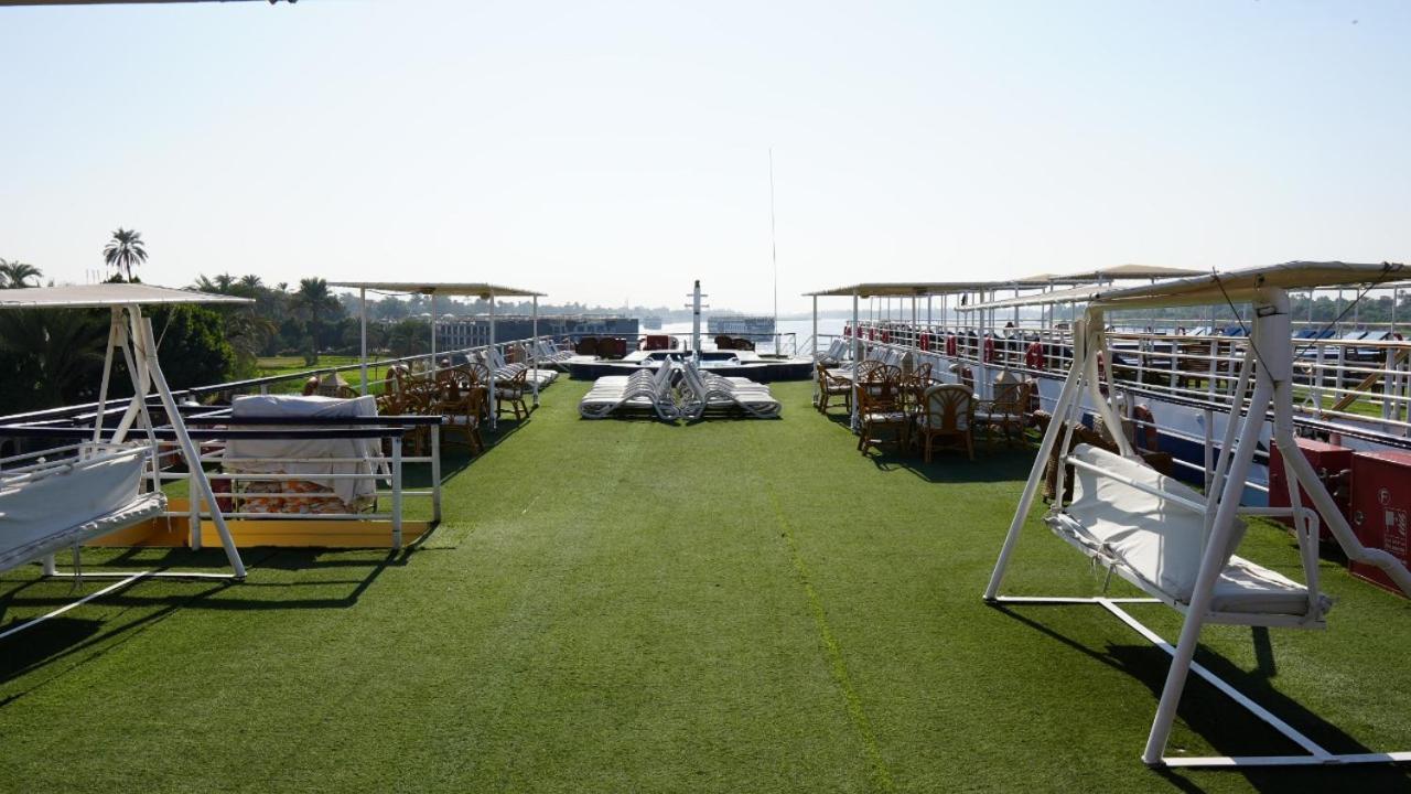 Nile Cruise To Aswan Every Monday, Thursday And Saturday And Trip To Abo Simple Hotel