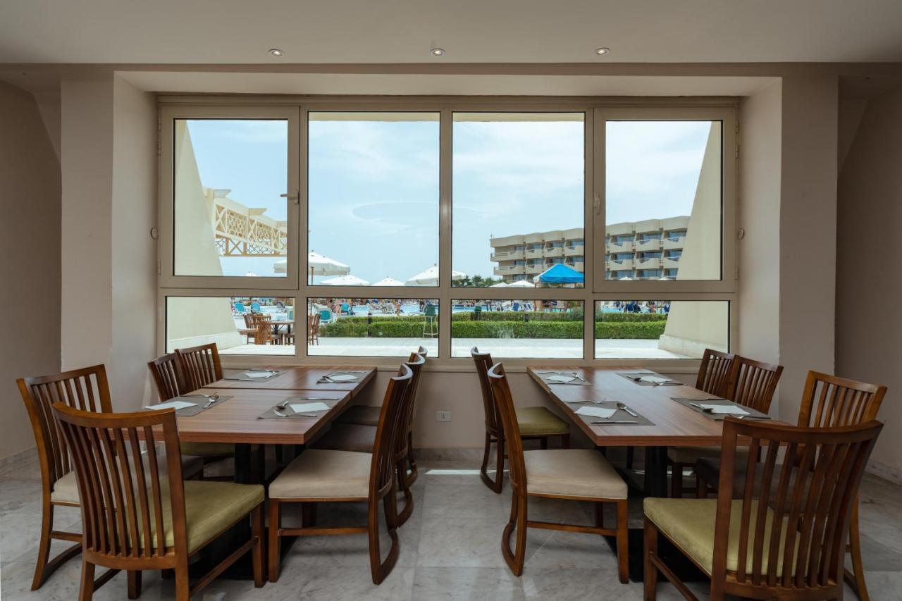 Resort Seven Seas Jolie Bay 5*