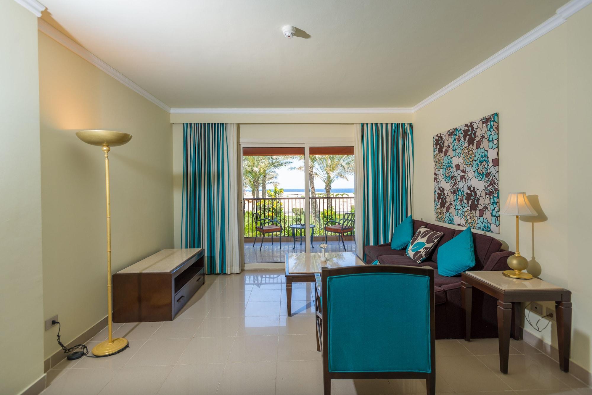 Resort Aurora Bay 4*