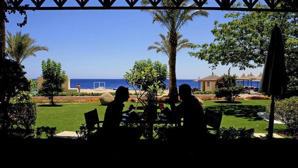 Sunrise Remal Beach Resort