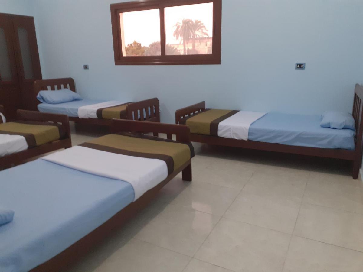 Nile Roof Hotel& Restaurant