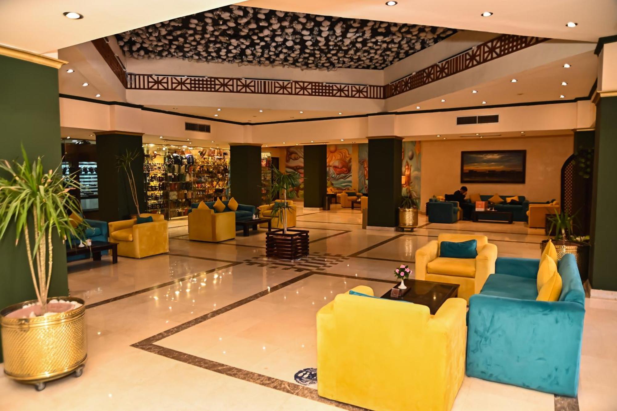 Resort Eagles Paradise Abu Soma