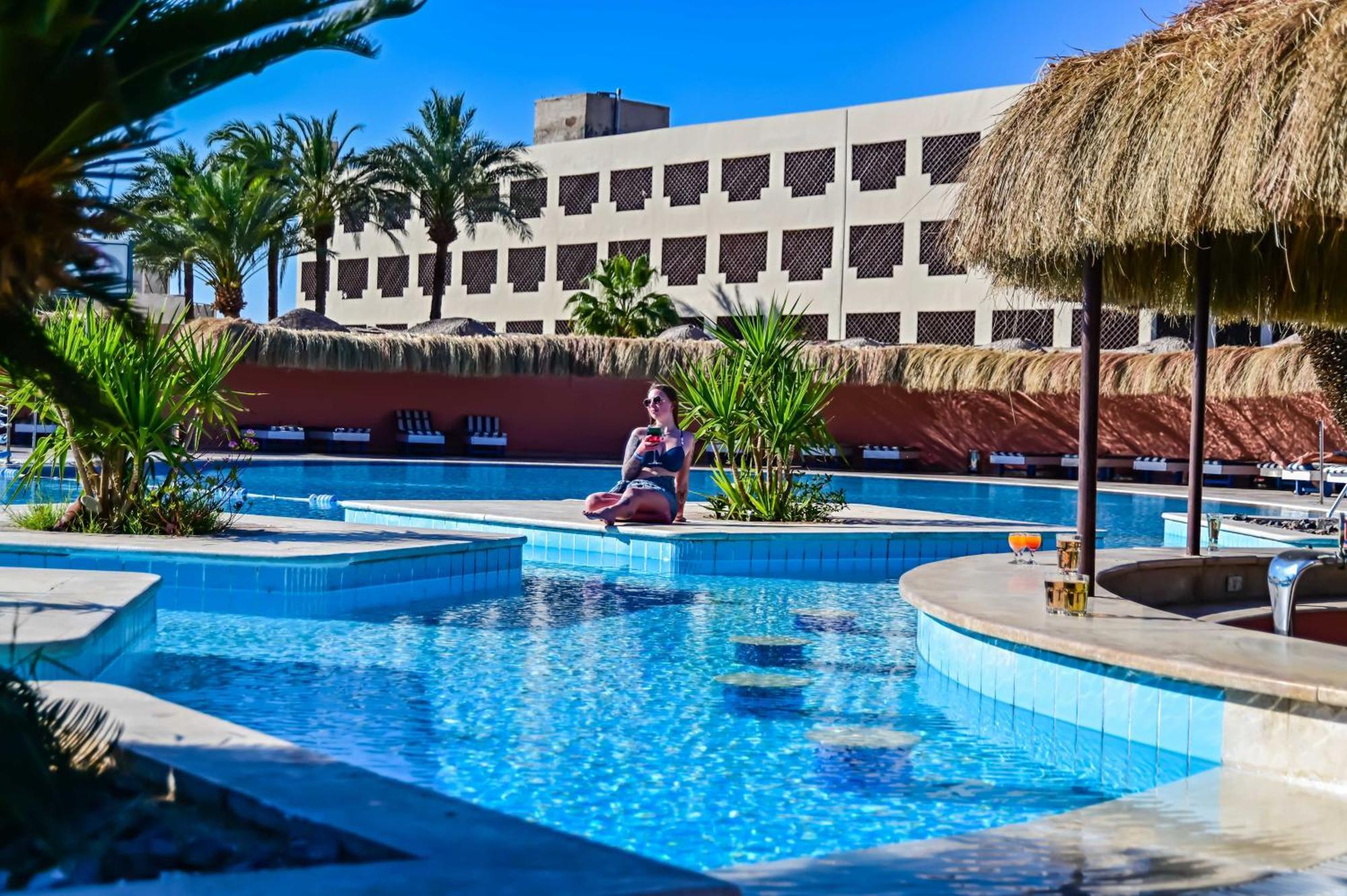 Eagles Paradise Abu Soma Resort 4*