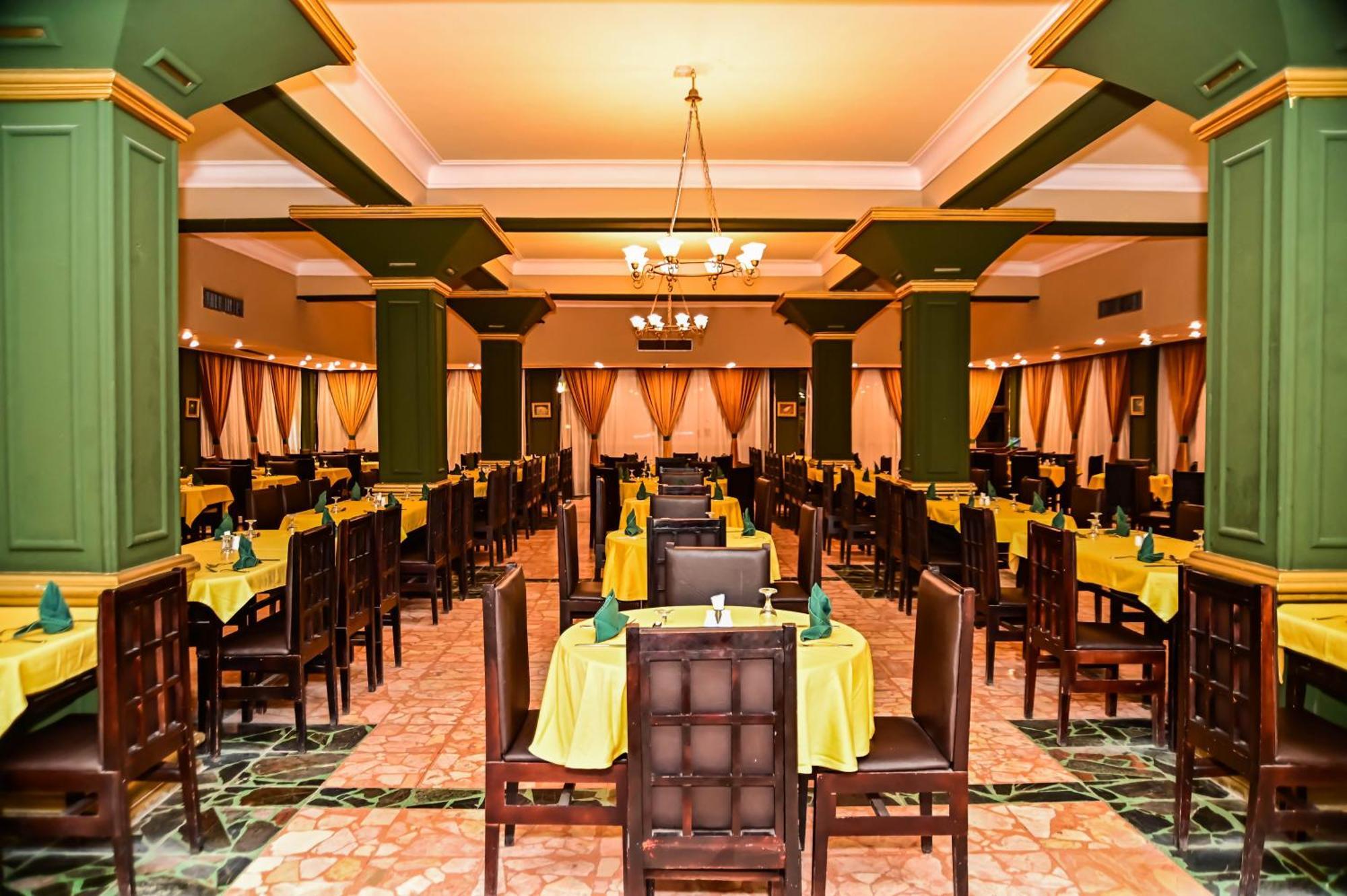 Eagles Paradise Abu Soma 4*