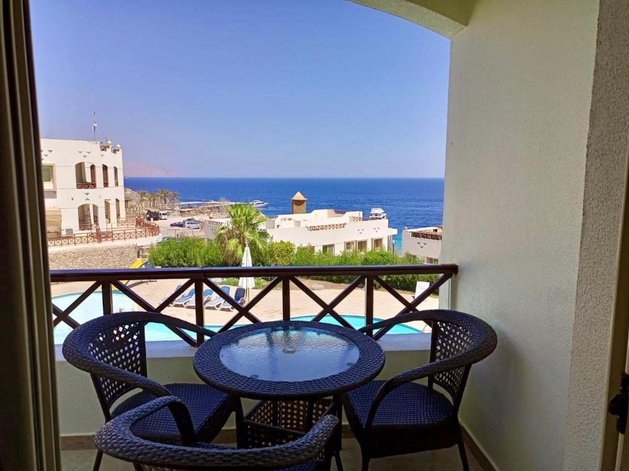 Shark's Bay Oasis 2 Bedrooms With Private Free