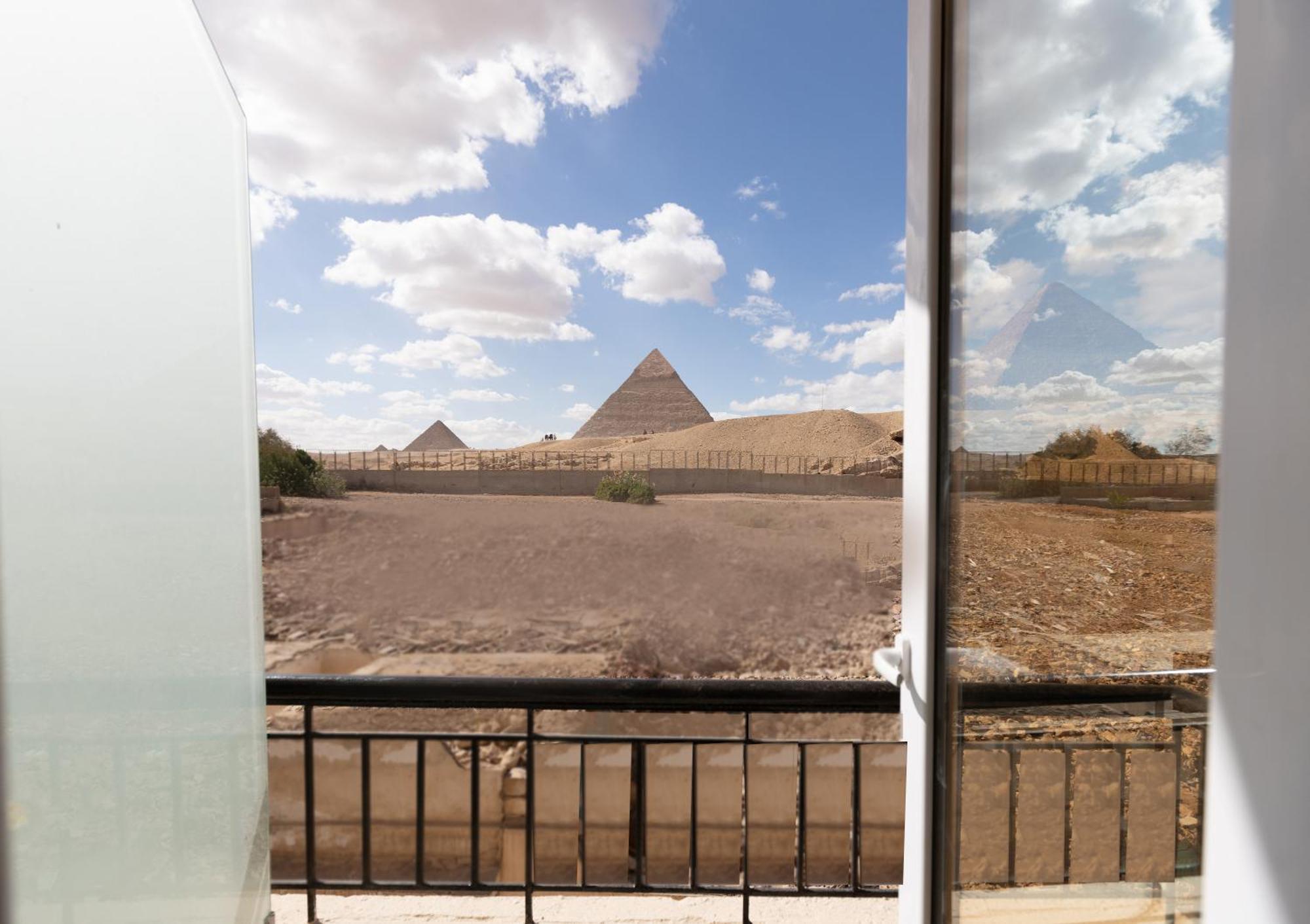 Hotel Soul Pyramids View *