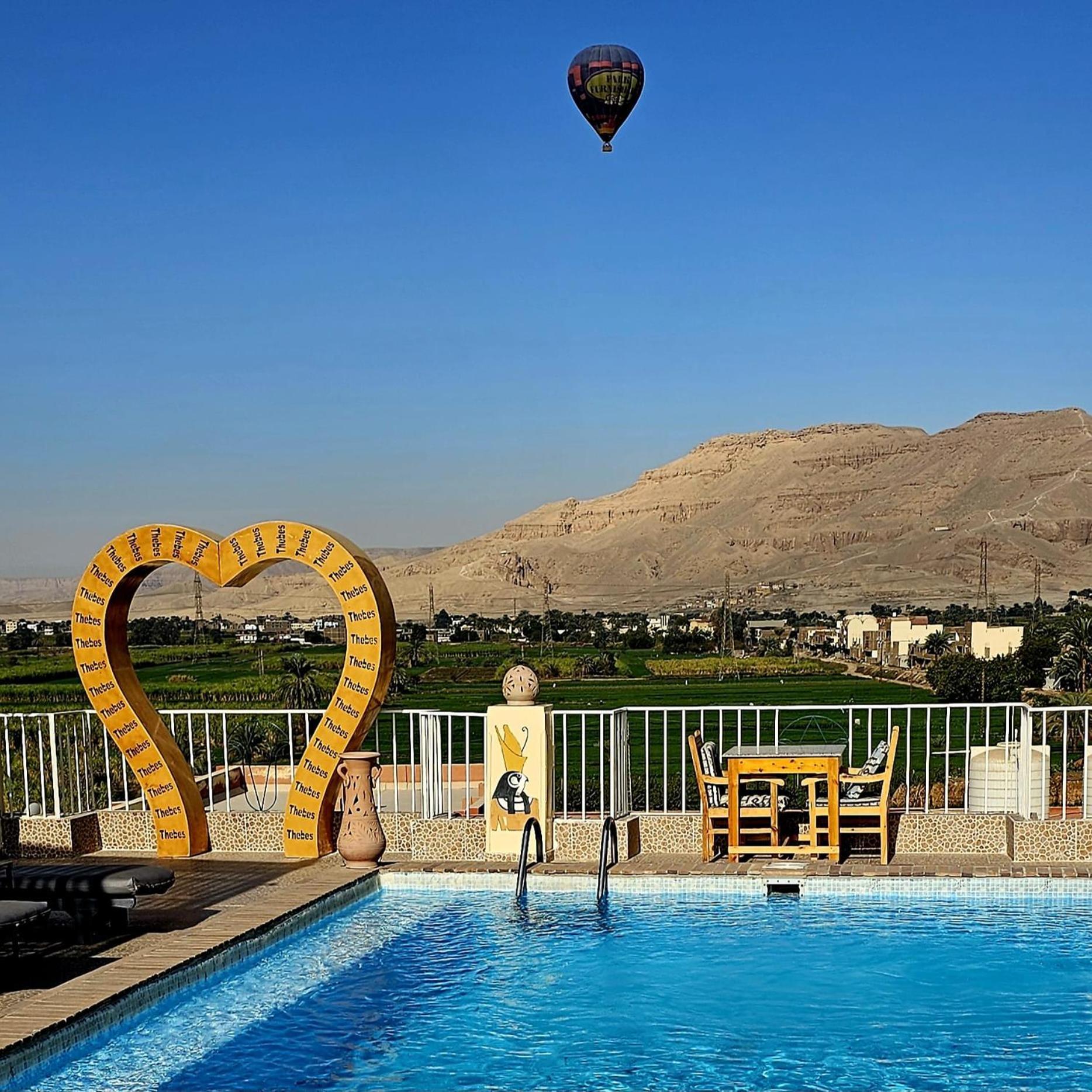 Thebes Hotel 3*