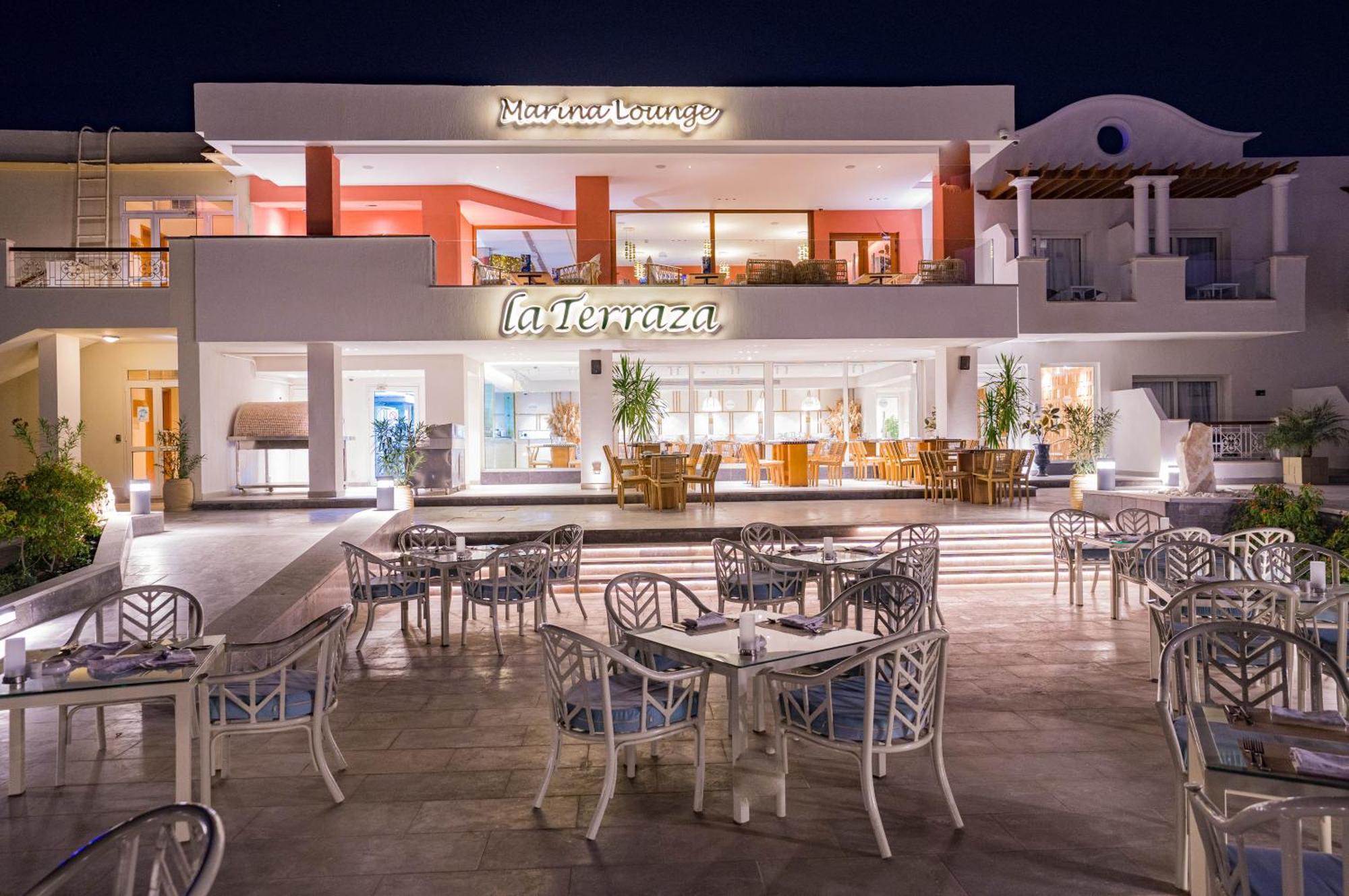 Marina Resort 4*