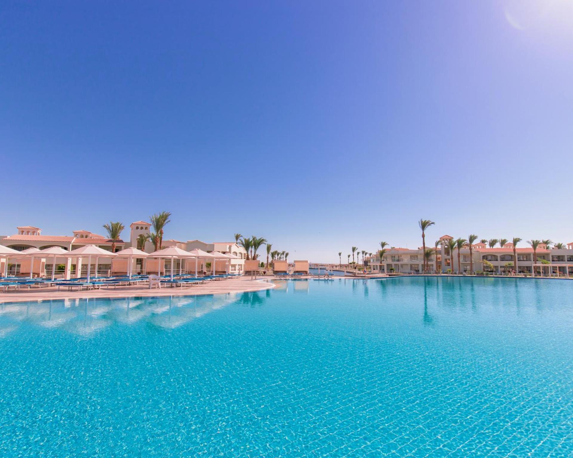 Resort Pickalbatros Dana - Aqua Park