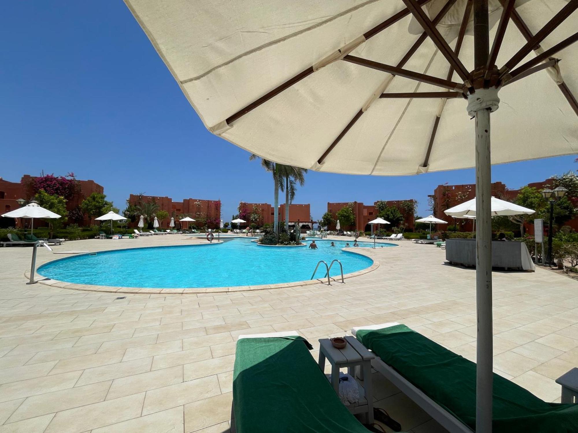 Soulotel Emerald & Hotel