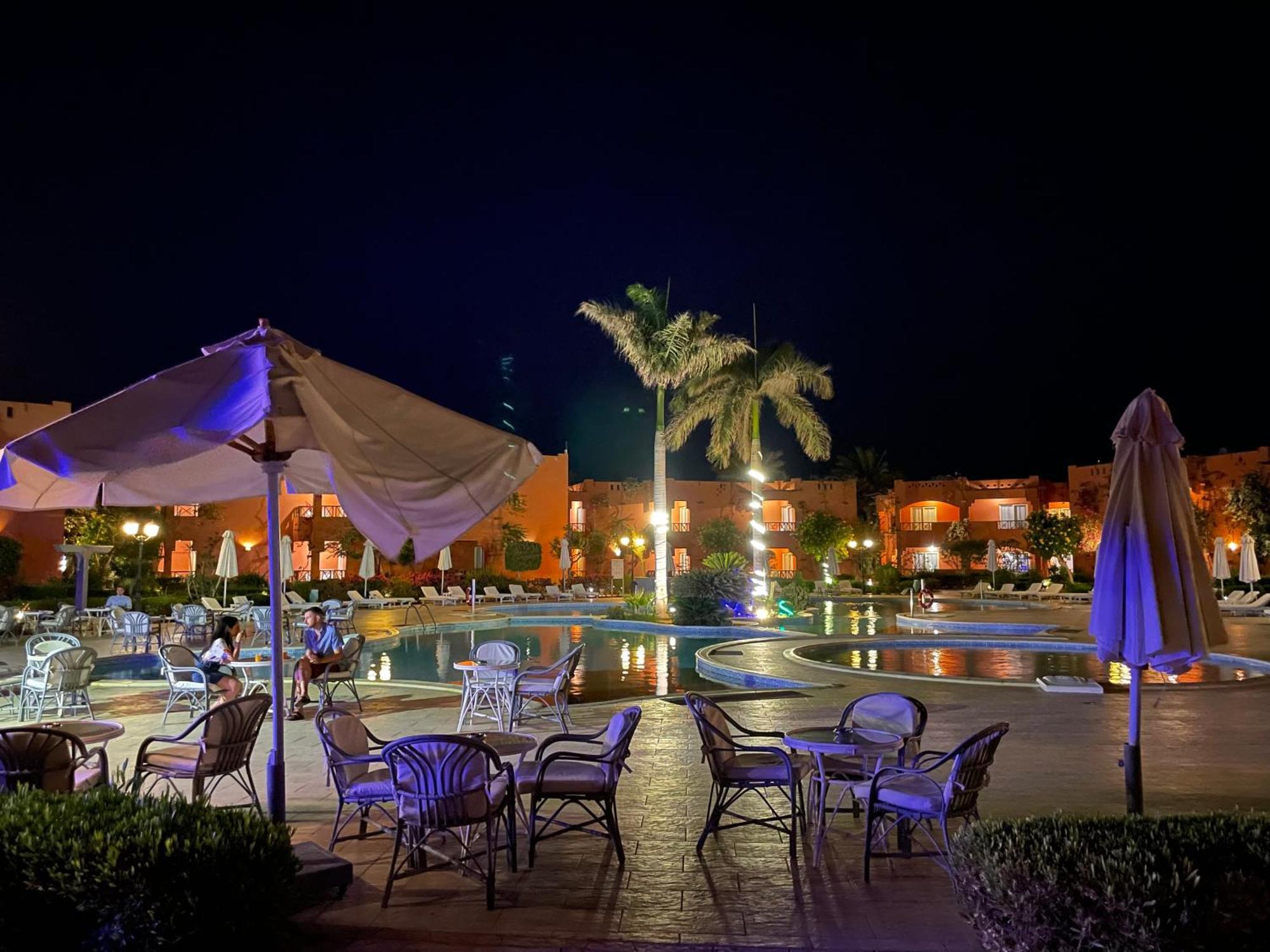 Soulotel Emerald & Hotel
