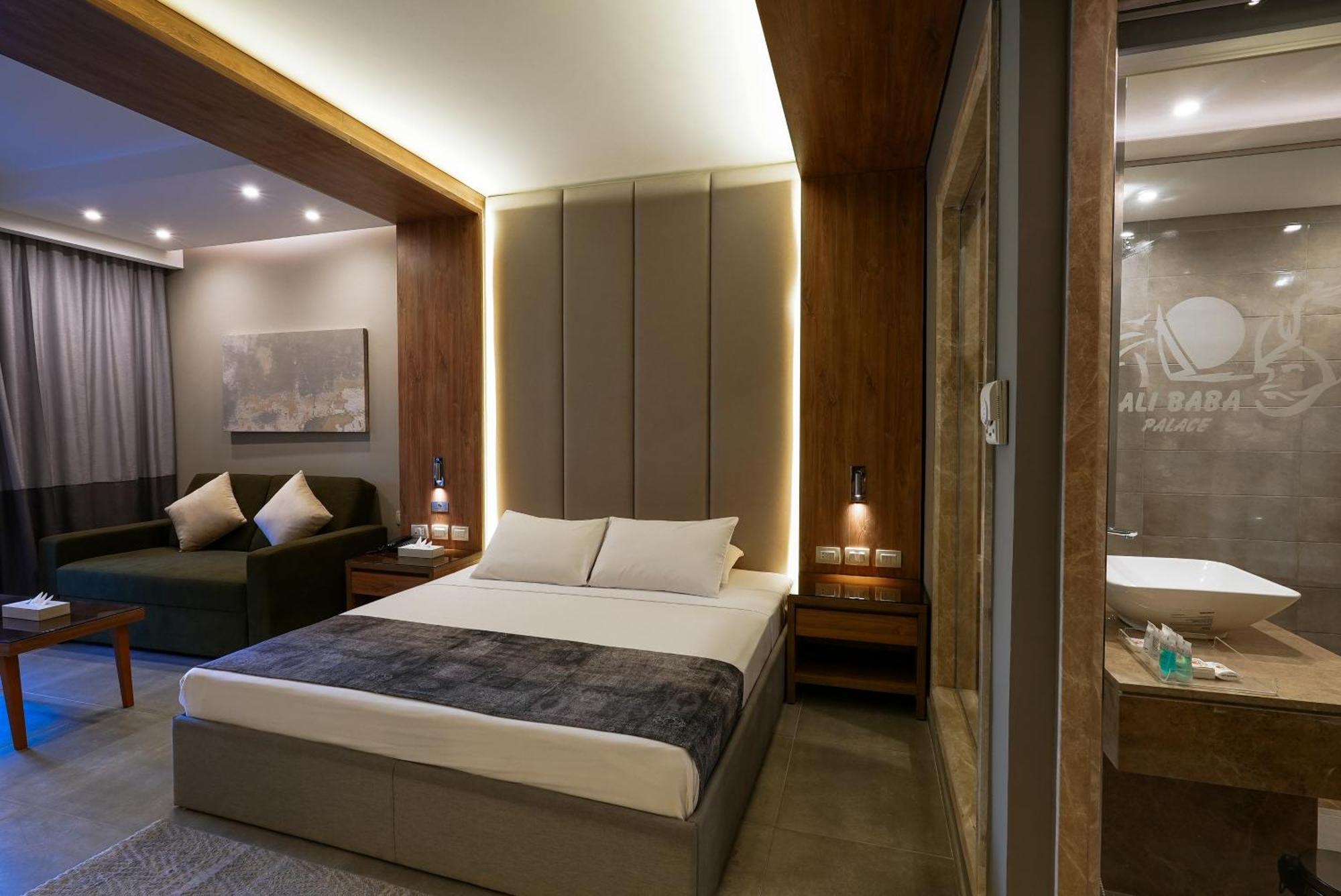 Ali Baba Palace Resort 4*