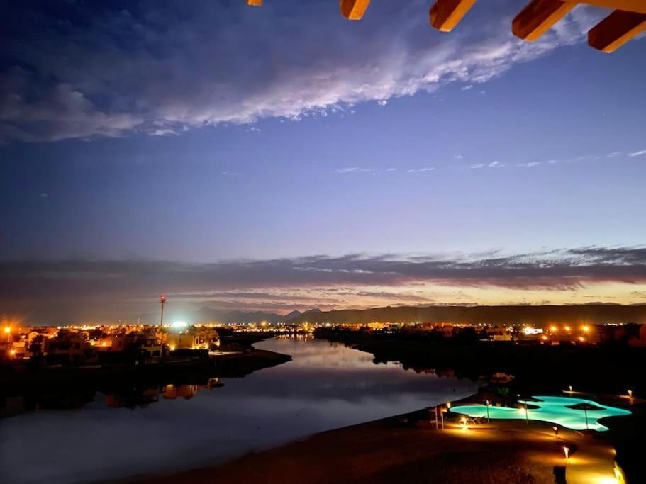 Artsy 1 Bedroom Apt/ Free Pool & Lagoon Access @elgouna Apartament