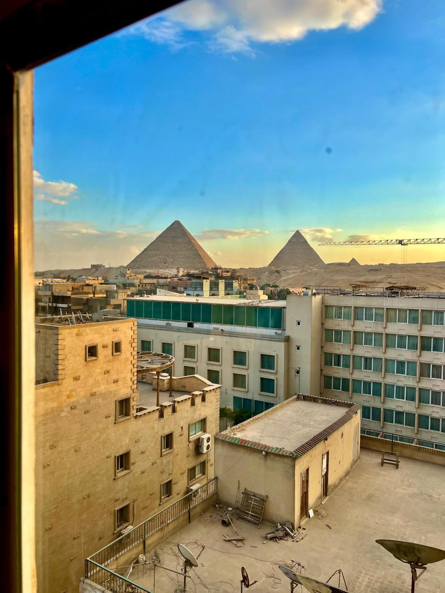 Inn Pyramids Pride *