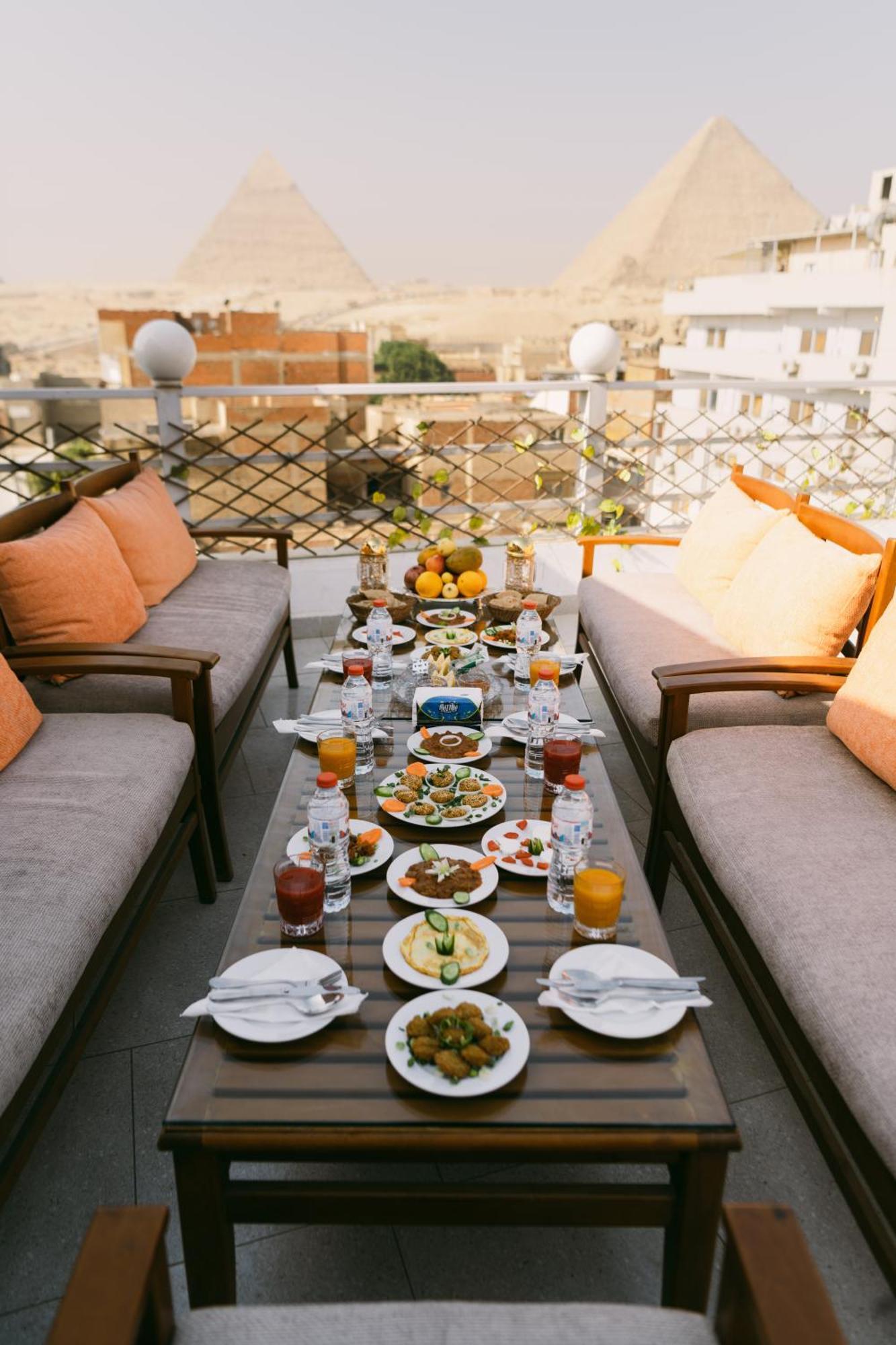 Hotel Jimmy Pyramids 4*