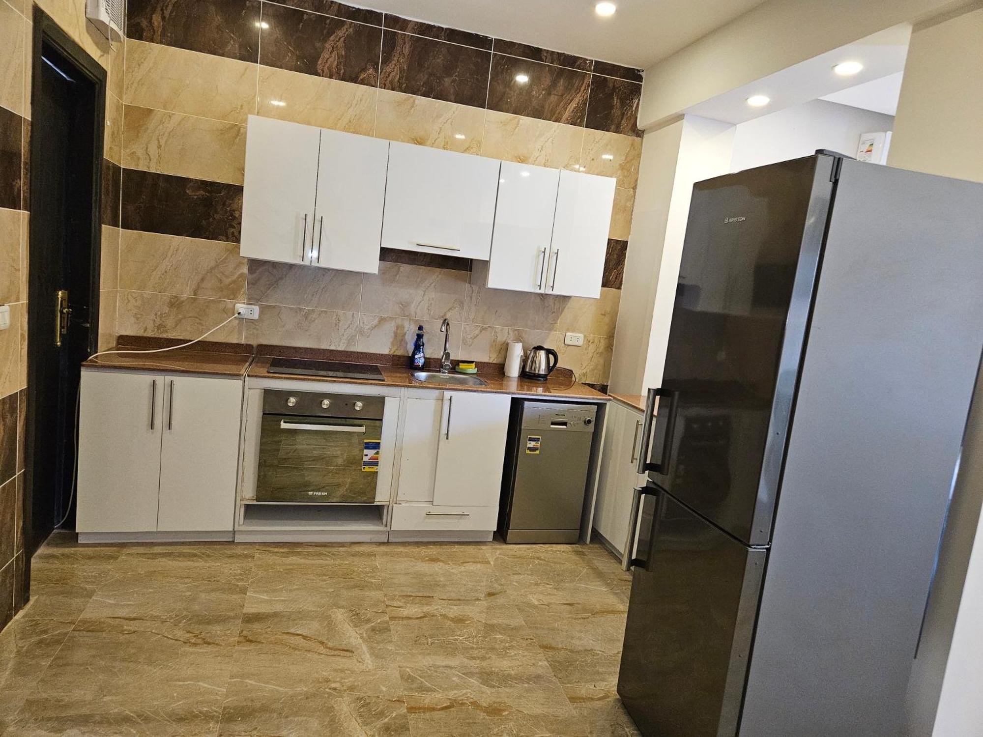 Apartamento Noura Luxury With Free Pool And Access In