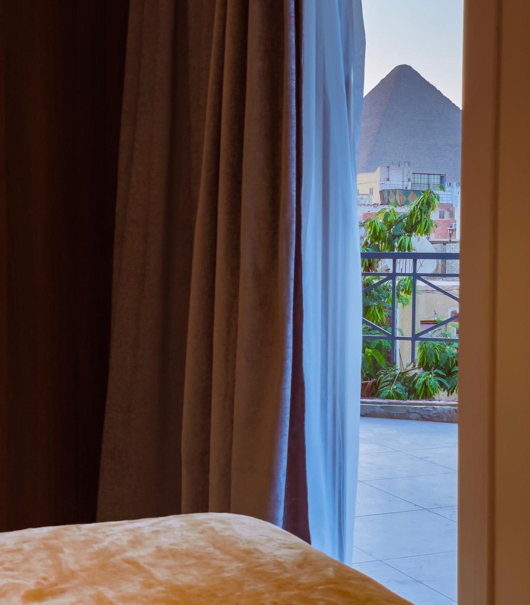 Hotel King Khufu Pyramids View Kafret el-Gabal