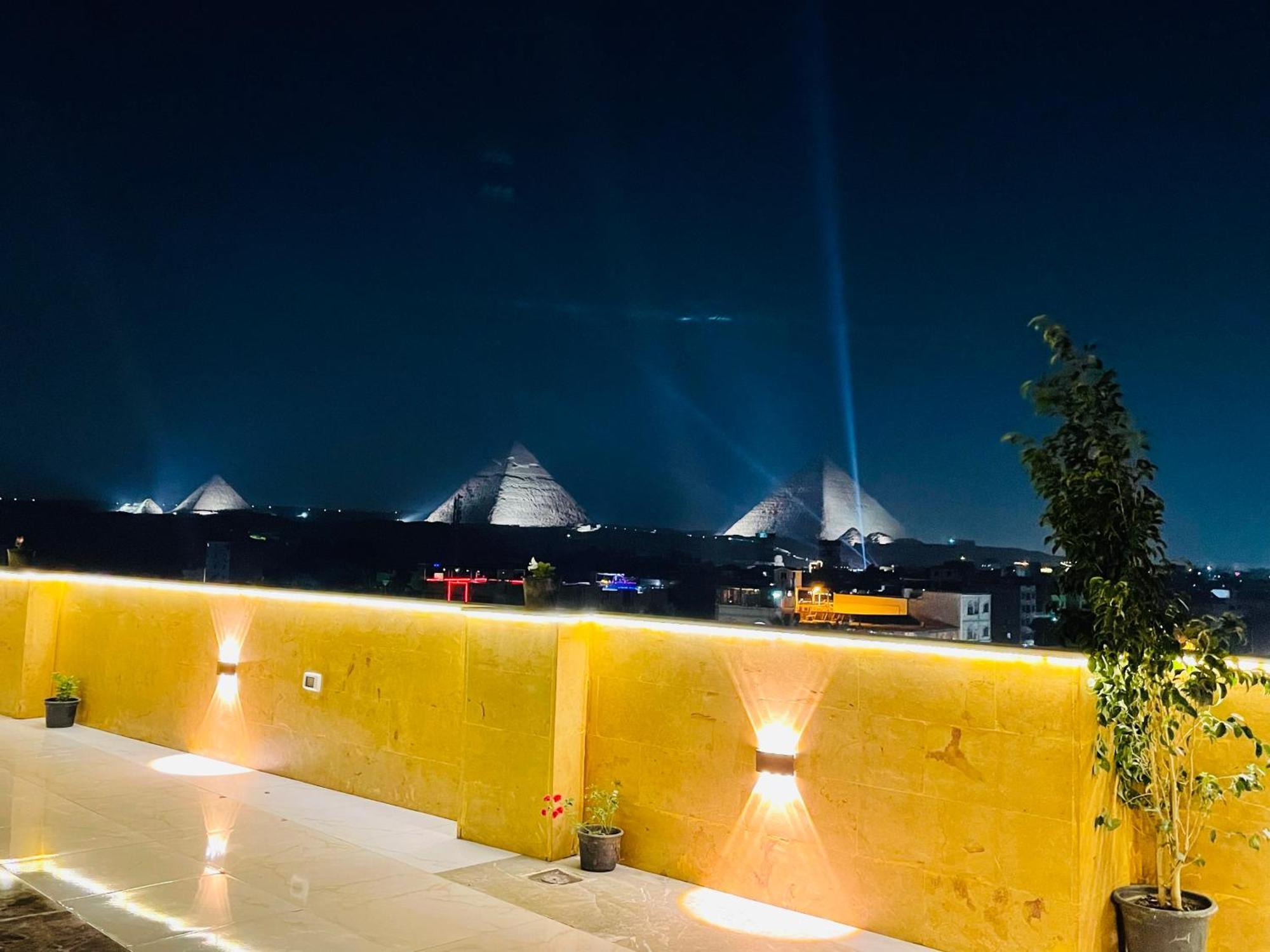 Hotel Golden Mask Pyramids