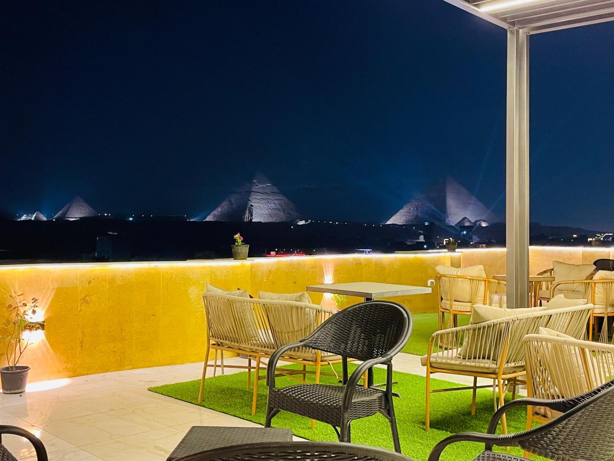Hotel Golden Mask Pyramids