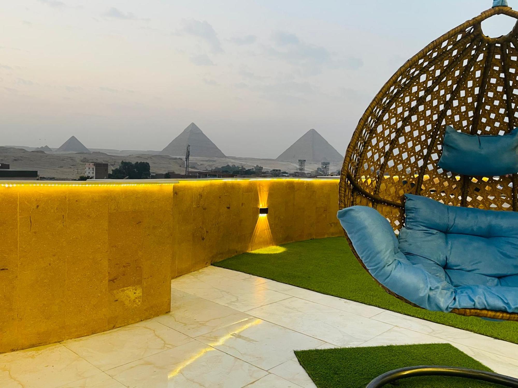 Golden Mask Pyramids *