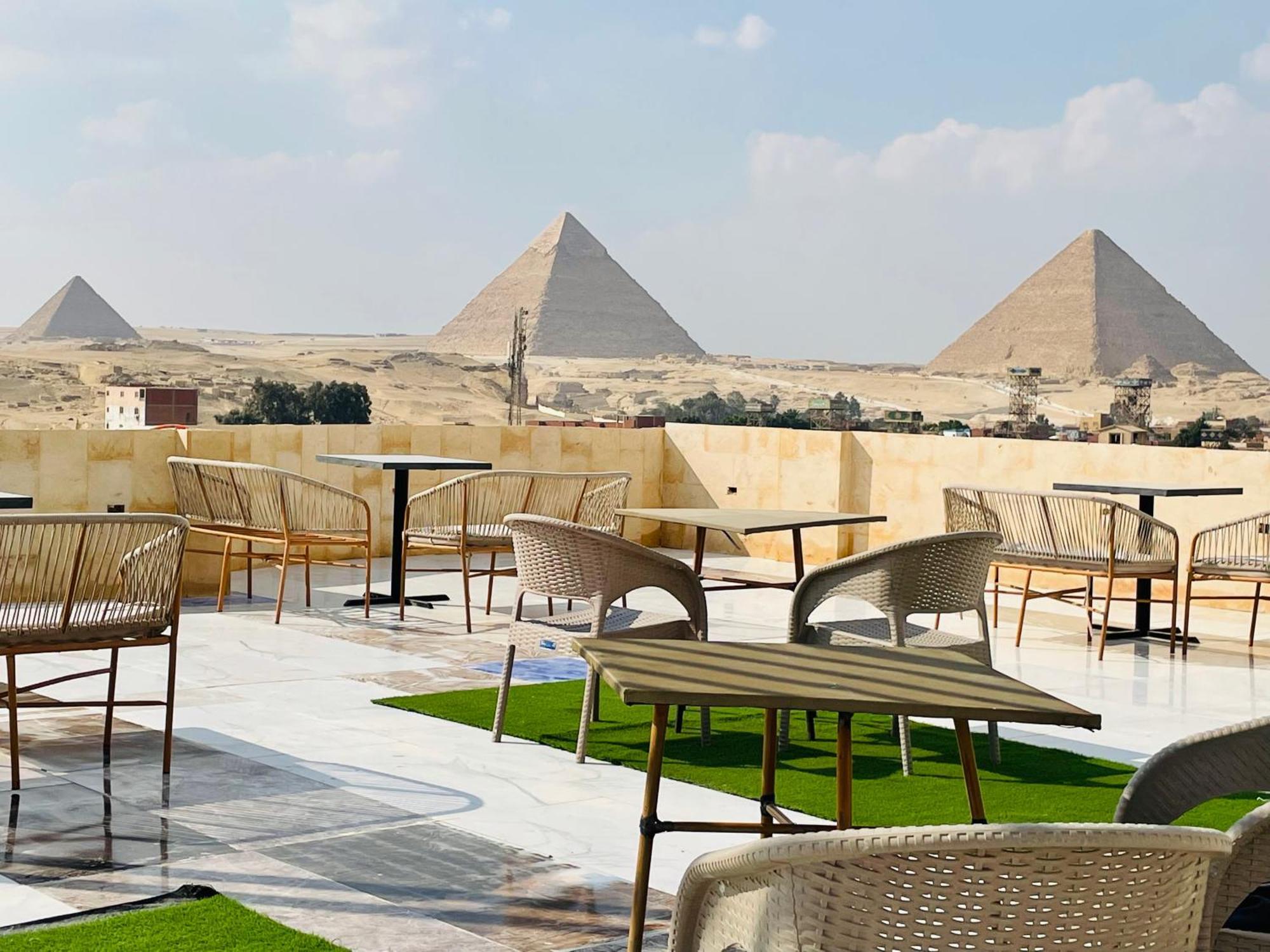 Hotel Golden Mask Pyramids