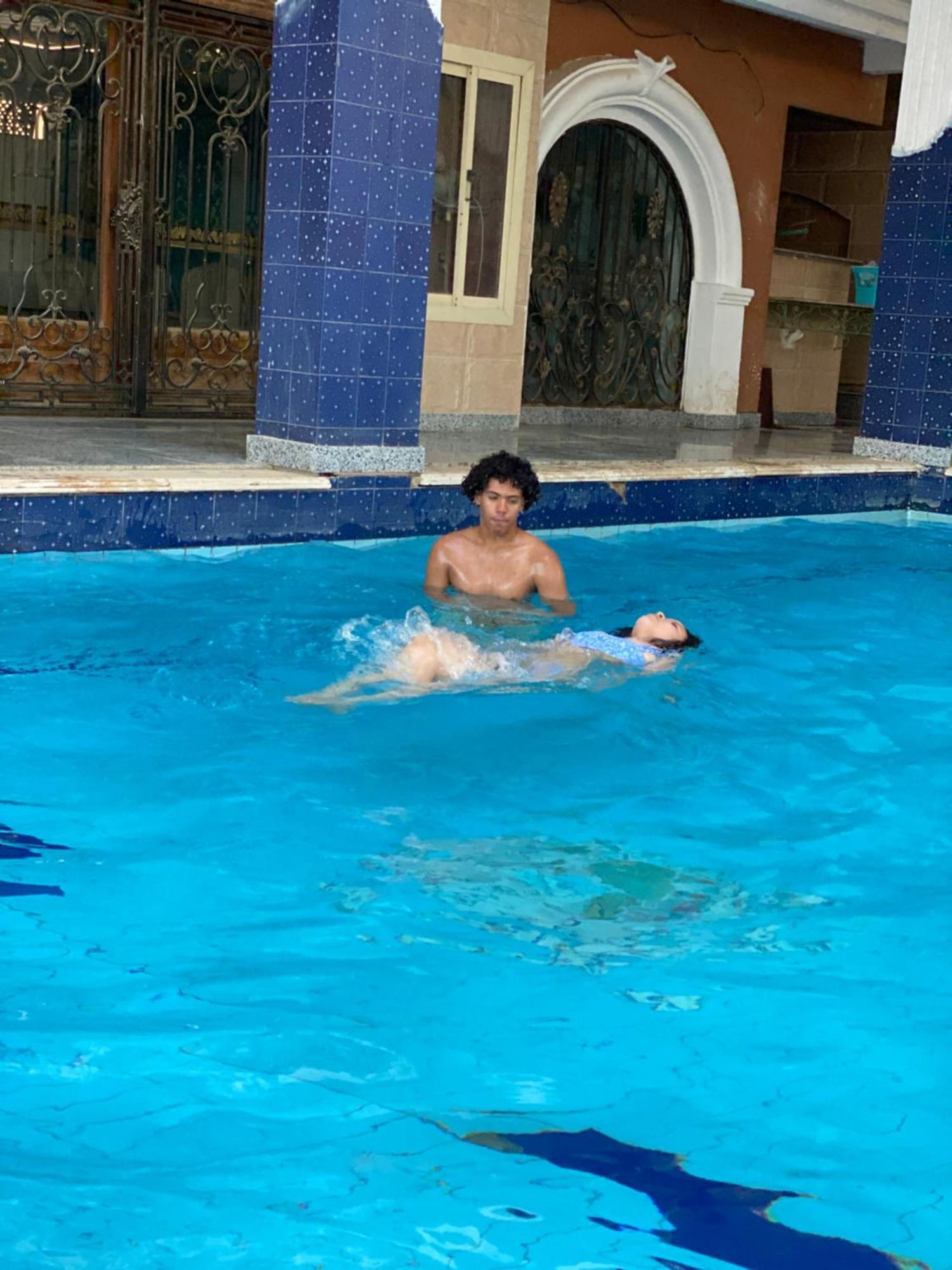 Otel Pyramita Ghatati