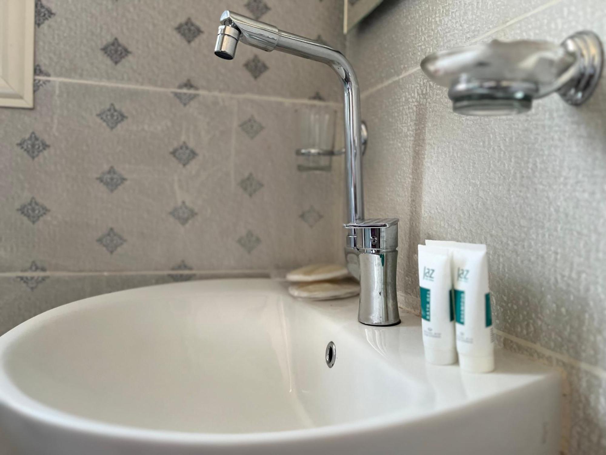 Inn Pyramids Pride Kafrat al Jabal