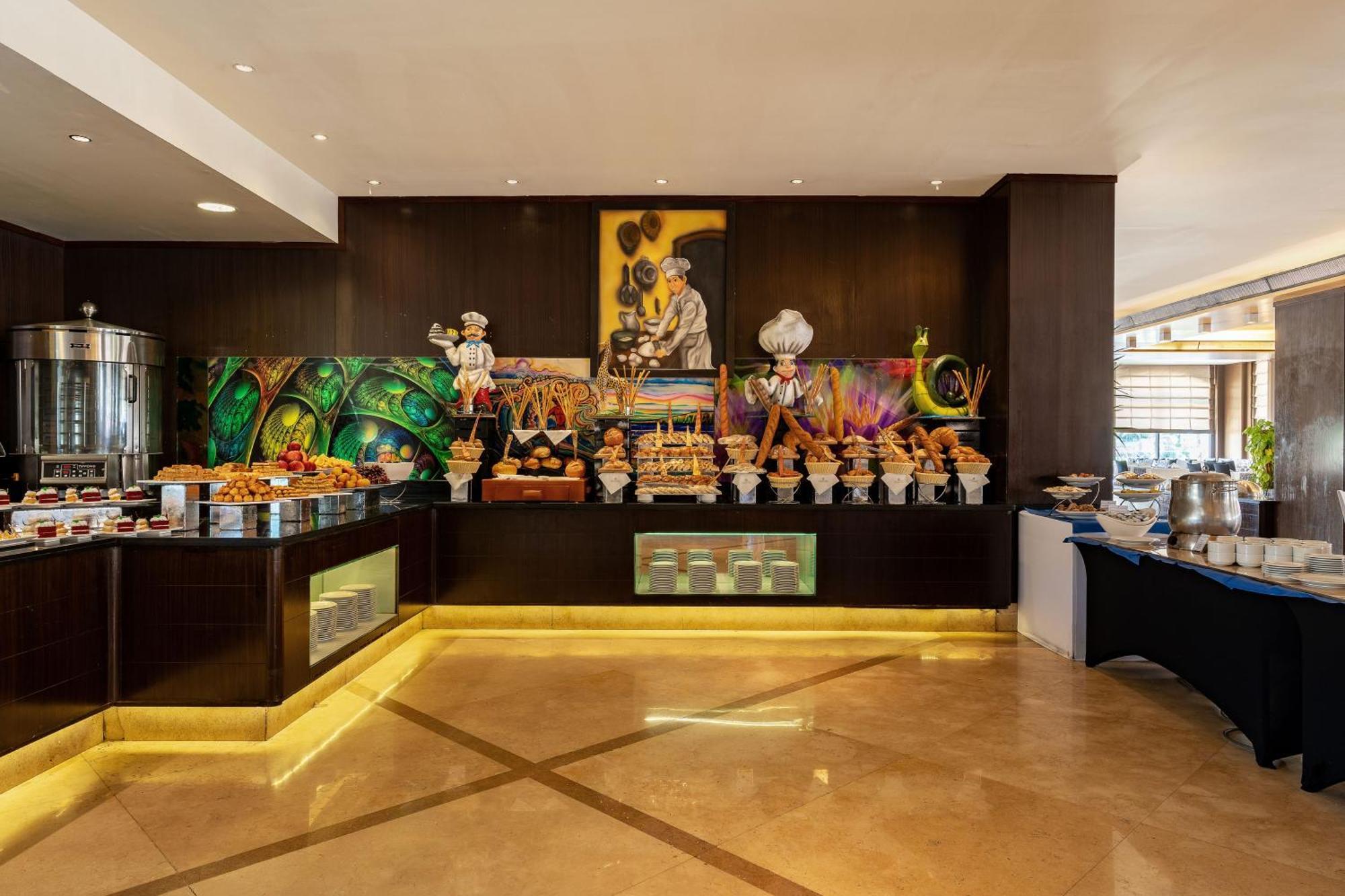 Cleopatra Luxury Sheikh Resort