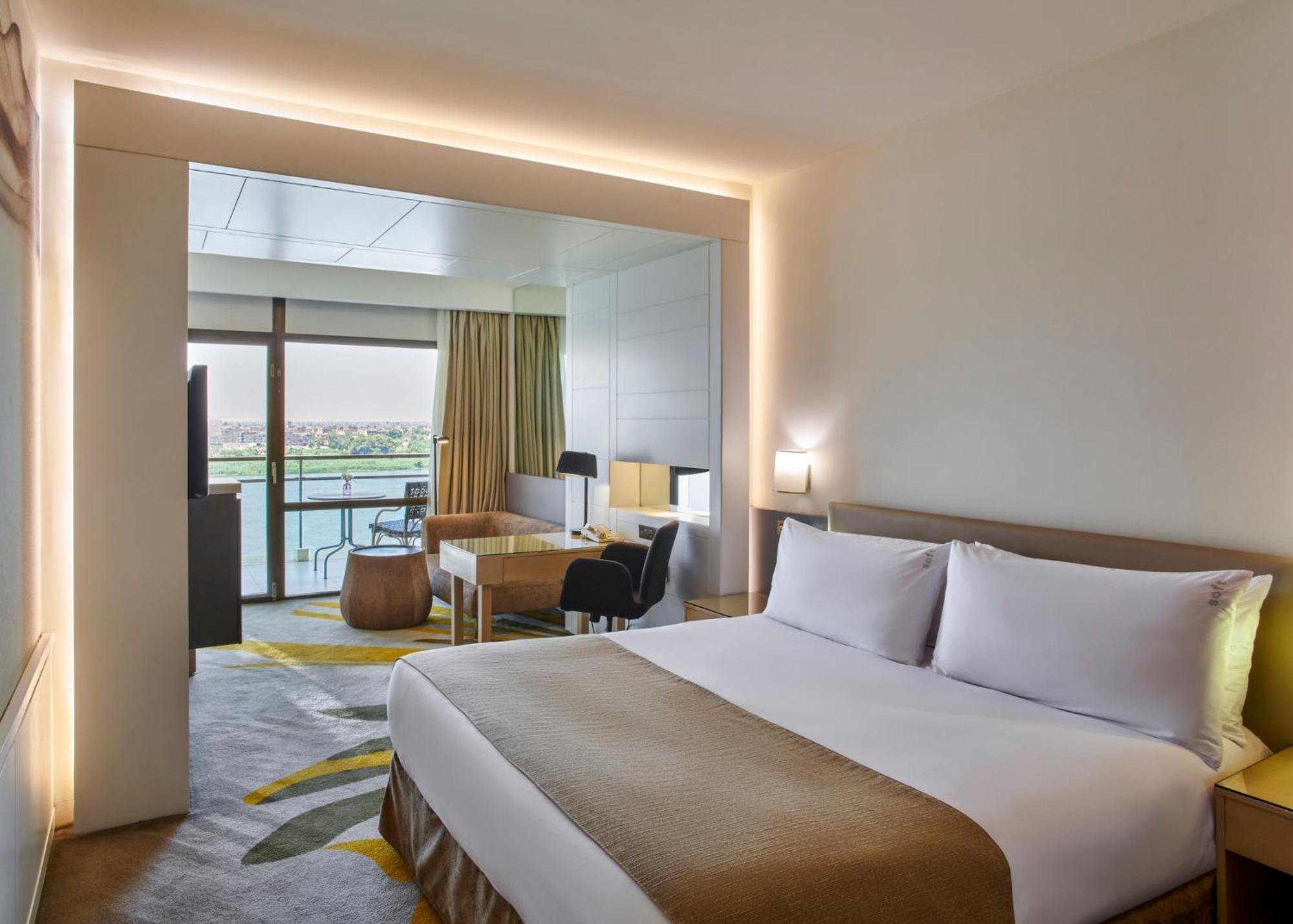 Holiday Maadi By Ihg Hotel