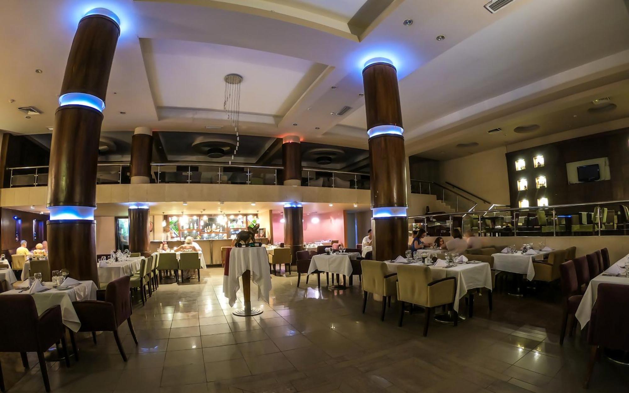 Resort Regency Plaza Aqua Park And