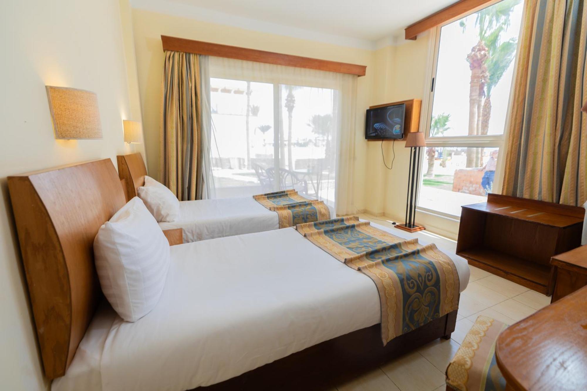 Empire Beach Aqua Park Resort Hurghada