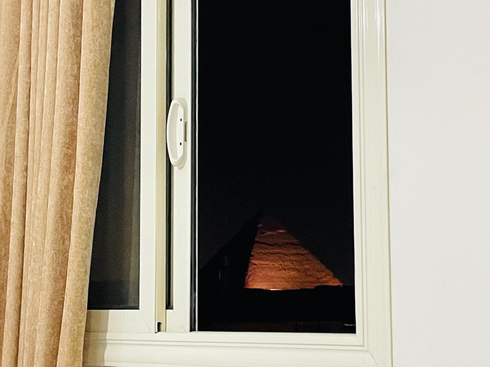 Hotel Golden Mask Pyramids