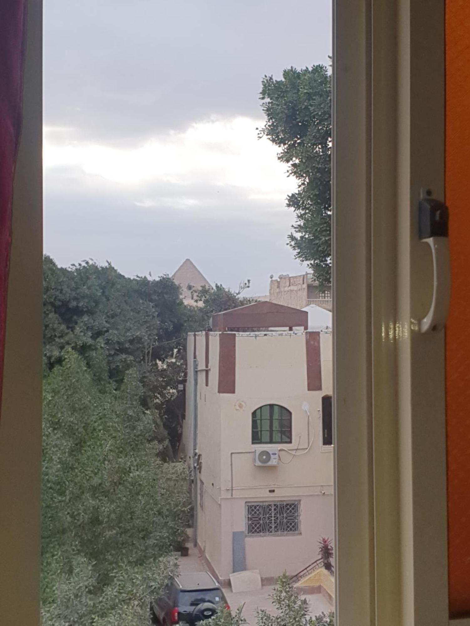 Andy Pyramids View Bed & Breakfast Kafrat al Jabal
