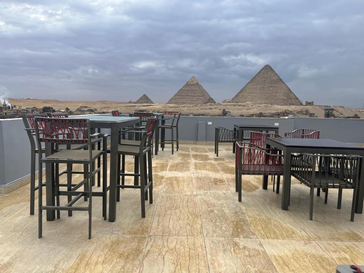 Pyramids Kafrat al Jabal