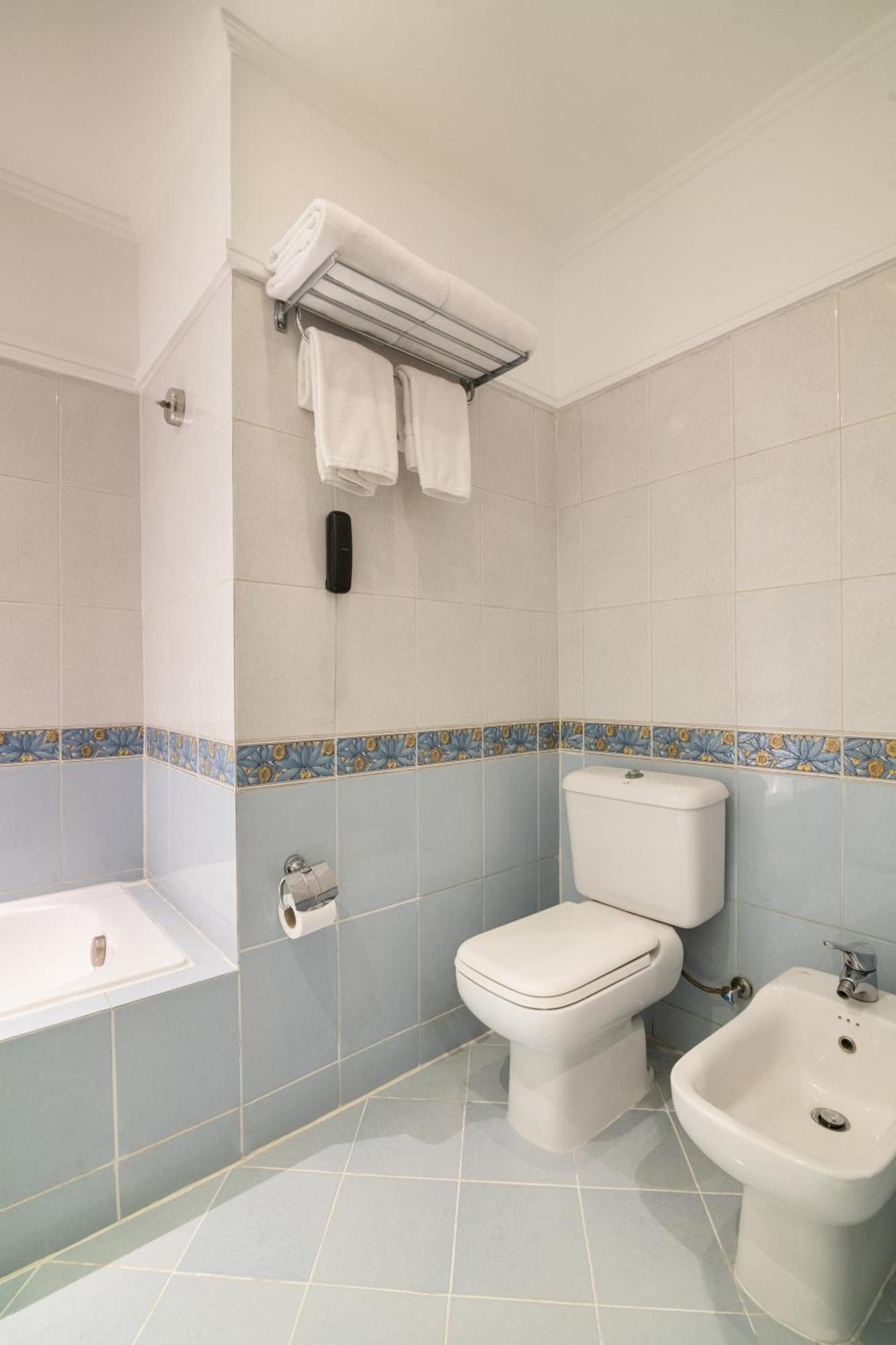 Jaz Pyramids Hotel 4*