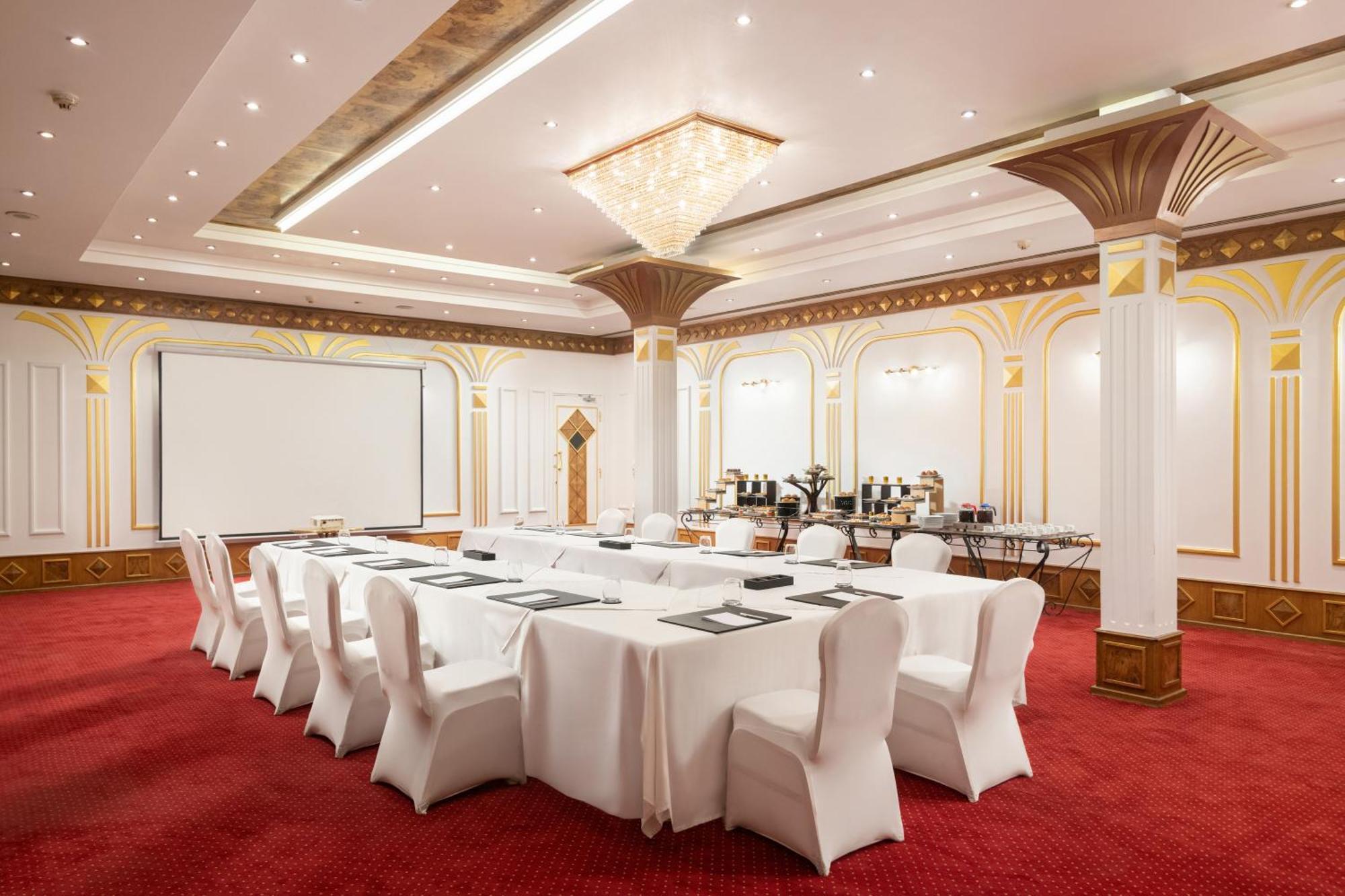Hotel Jaz Pyramids