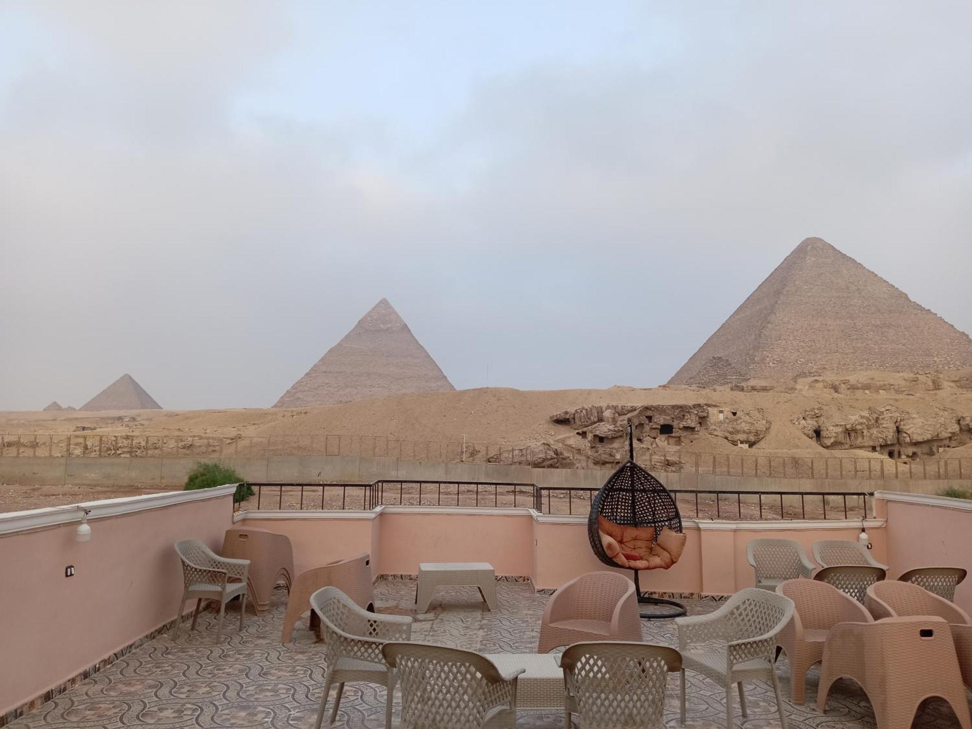 Grensha Pyramids Kafrat al Jabal