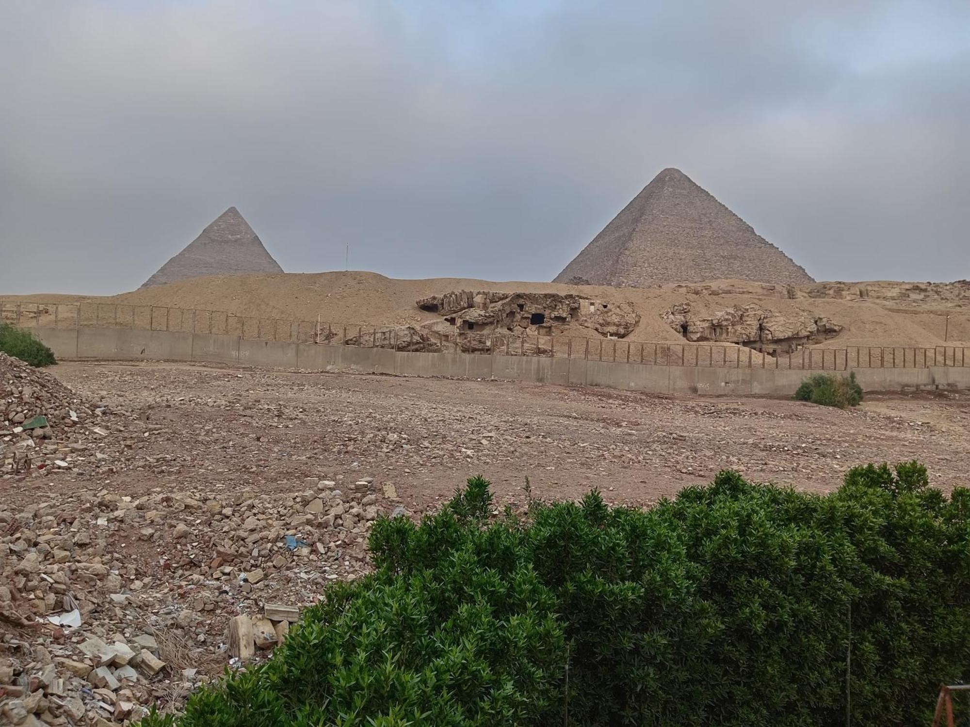 Grensha Pyramids Guest house *