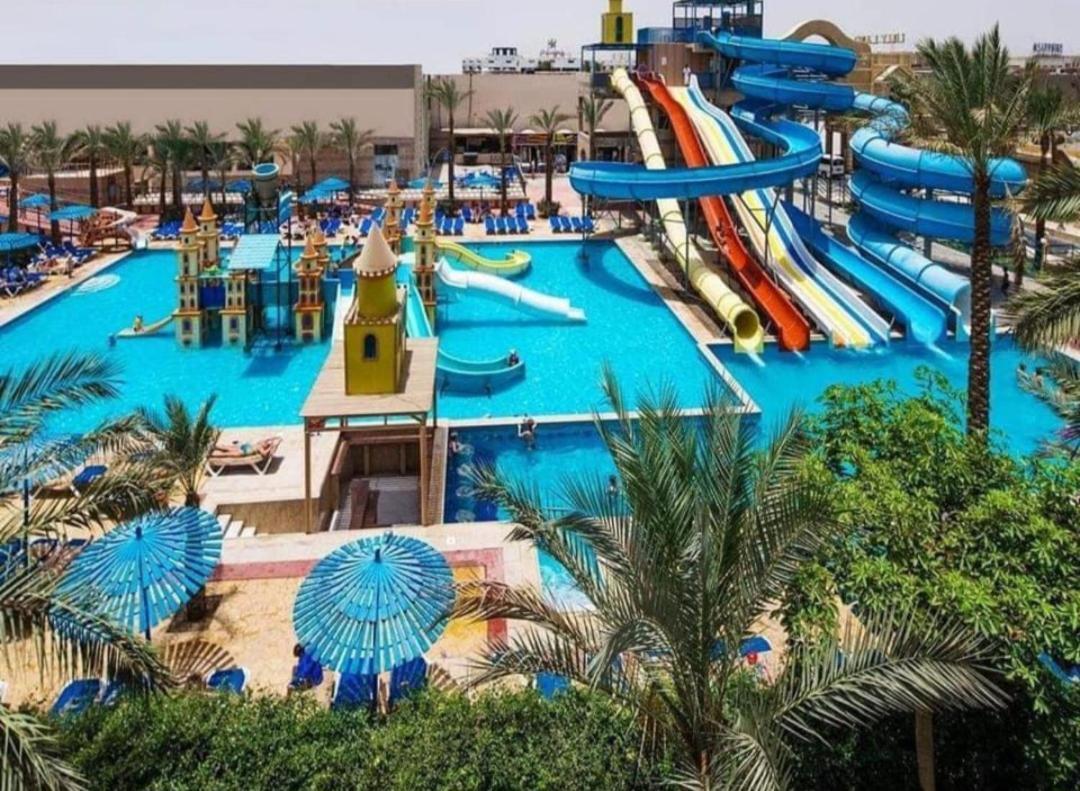 Resort Mirage Bay & Aqua Park