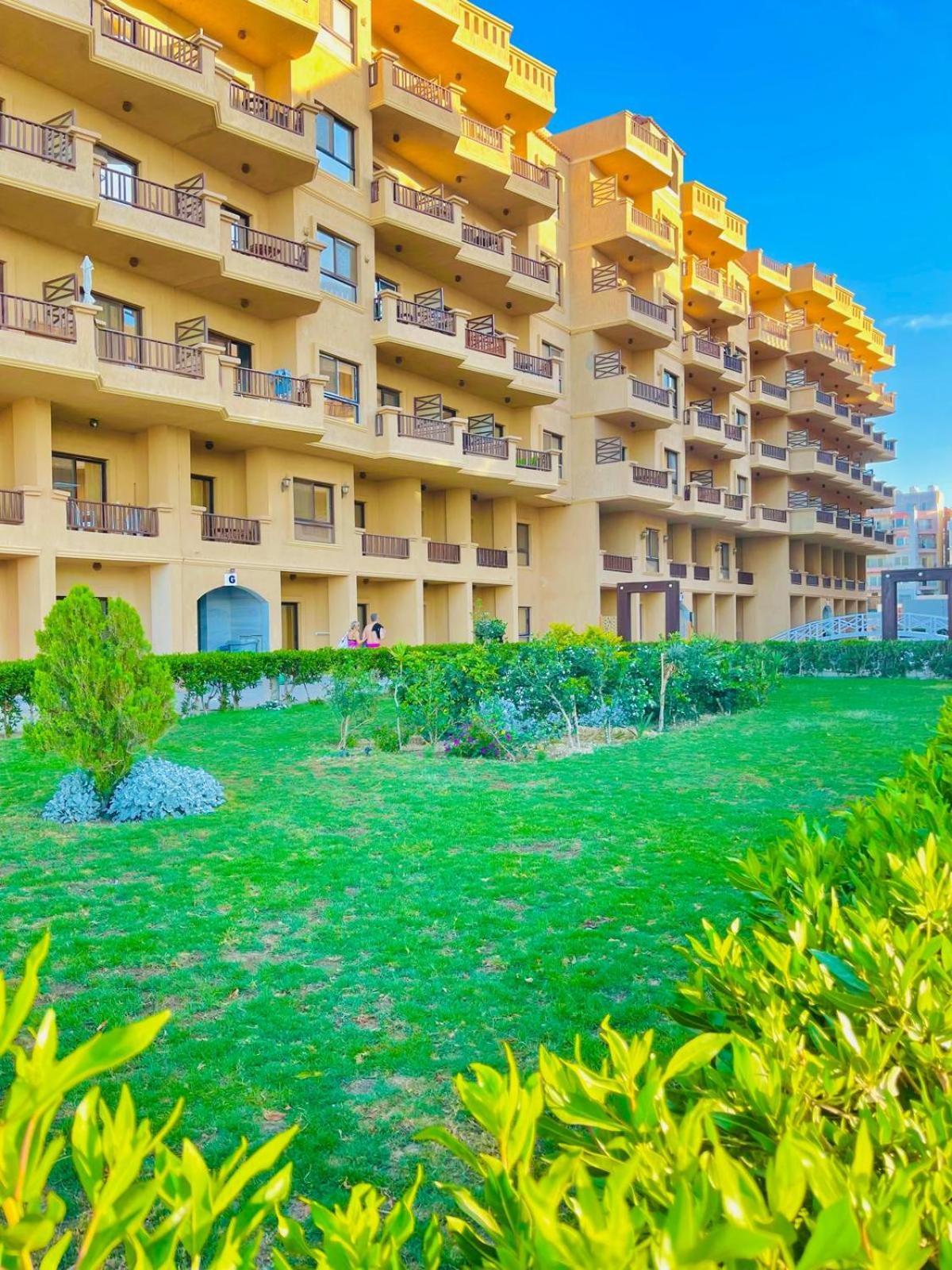 Luna Blu Sea View Apartment Hurghada