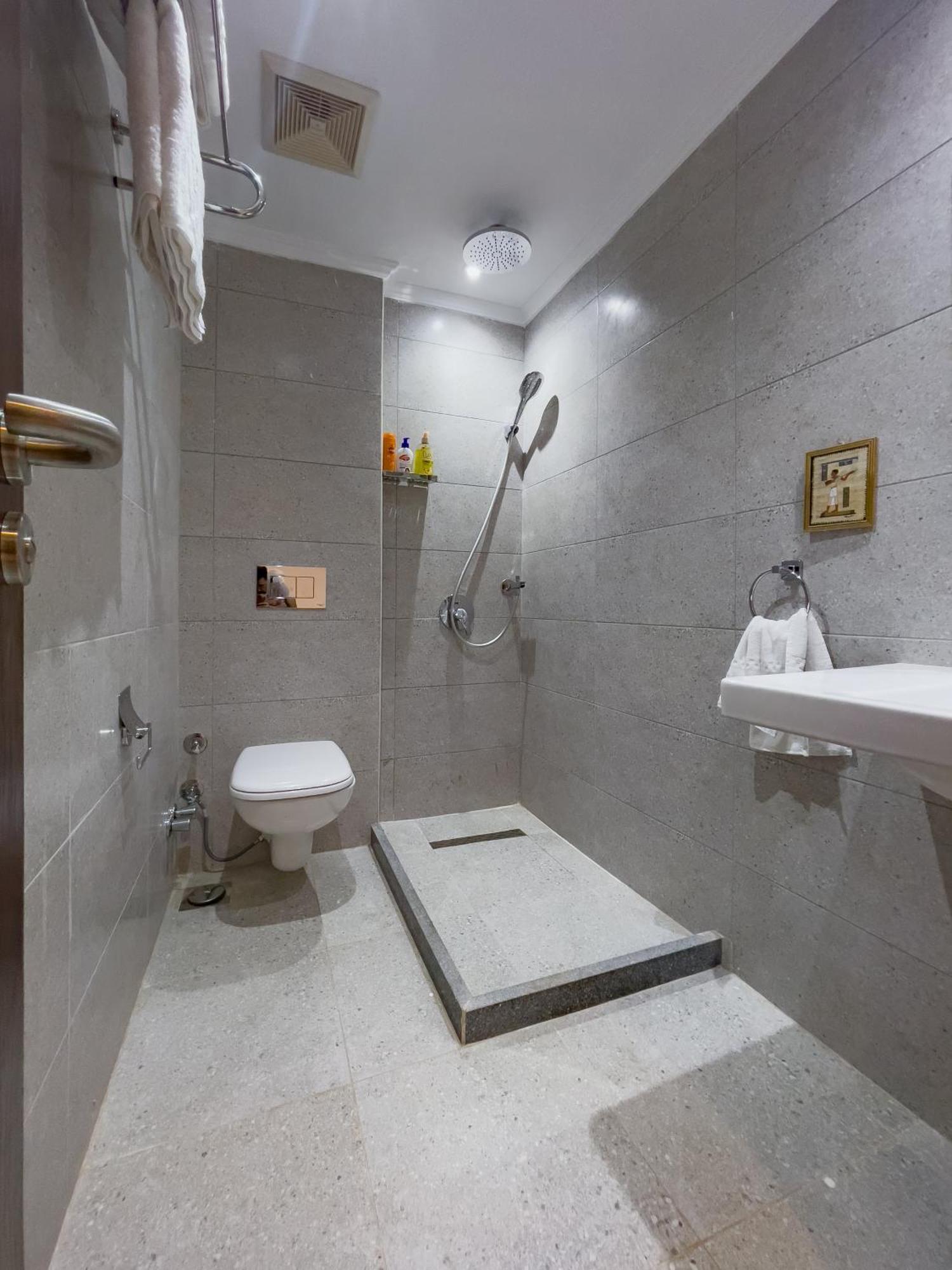 King Khufu Pyramids View Hotel Kafret el-Gabal