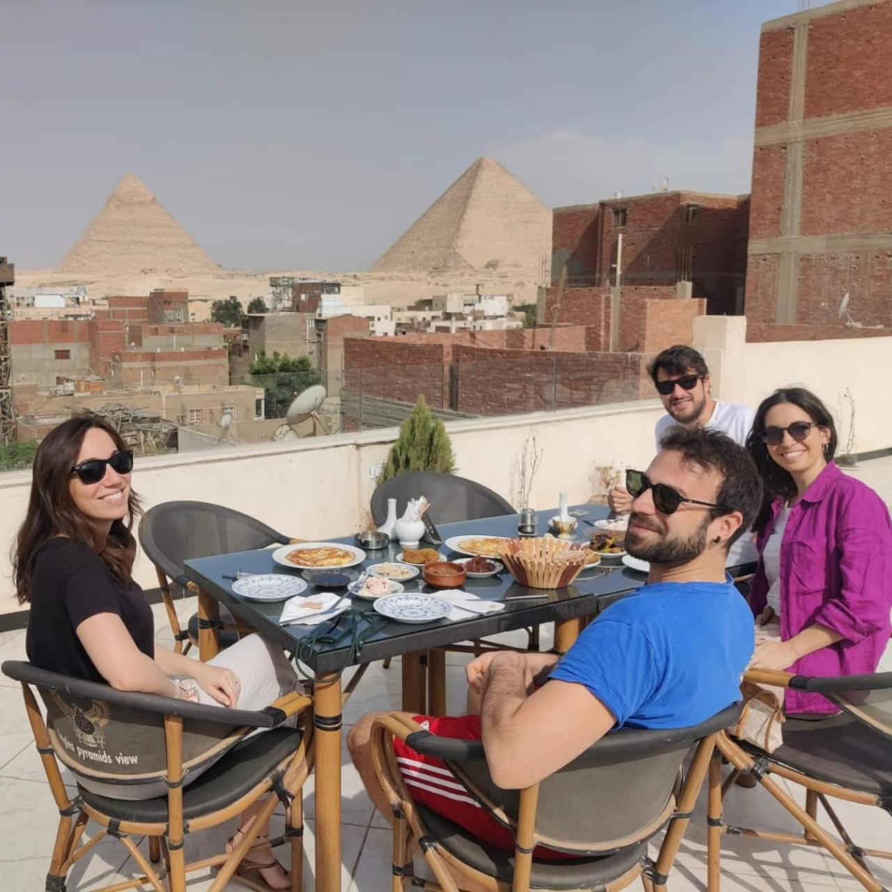 Eagles Pyramids View * Kafret el-Gabal