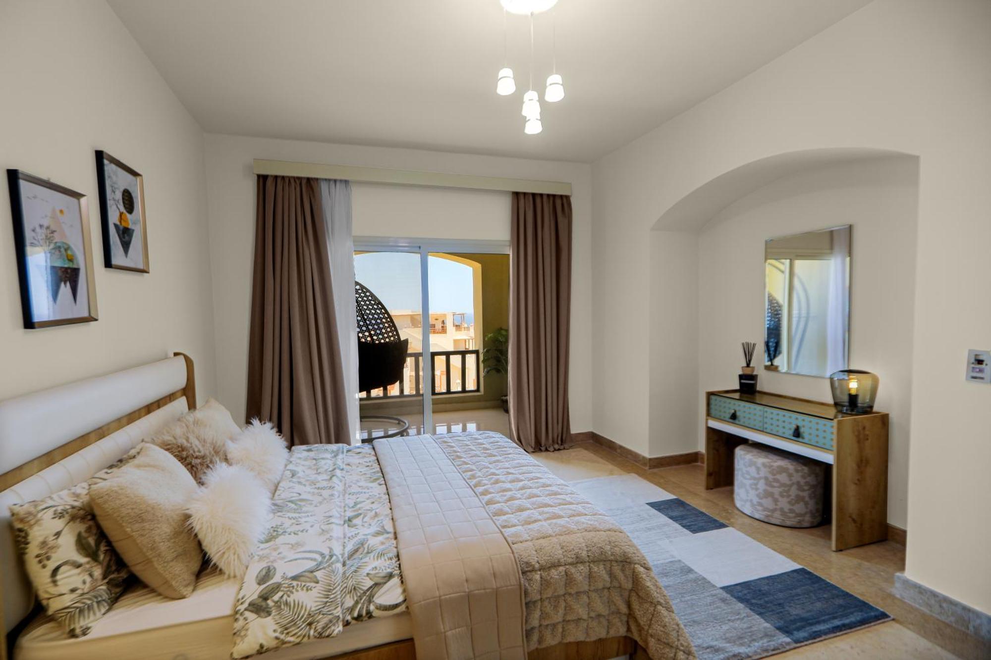 Azzurra Sahl Haseesh Apartment