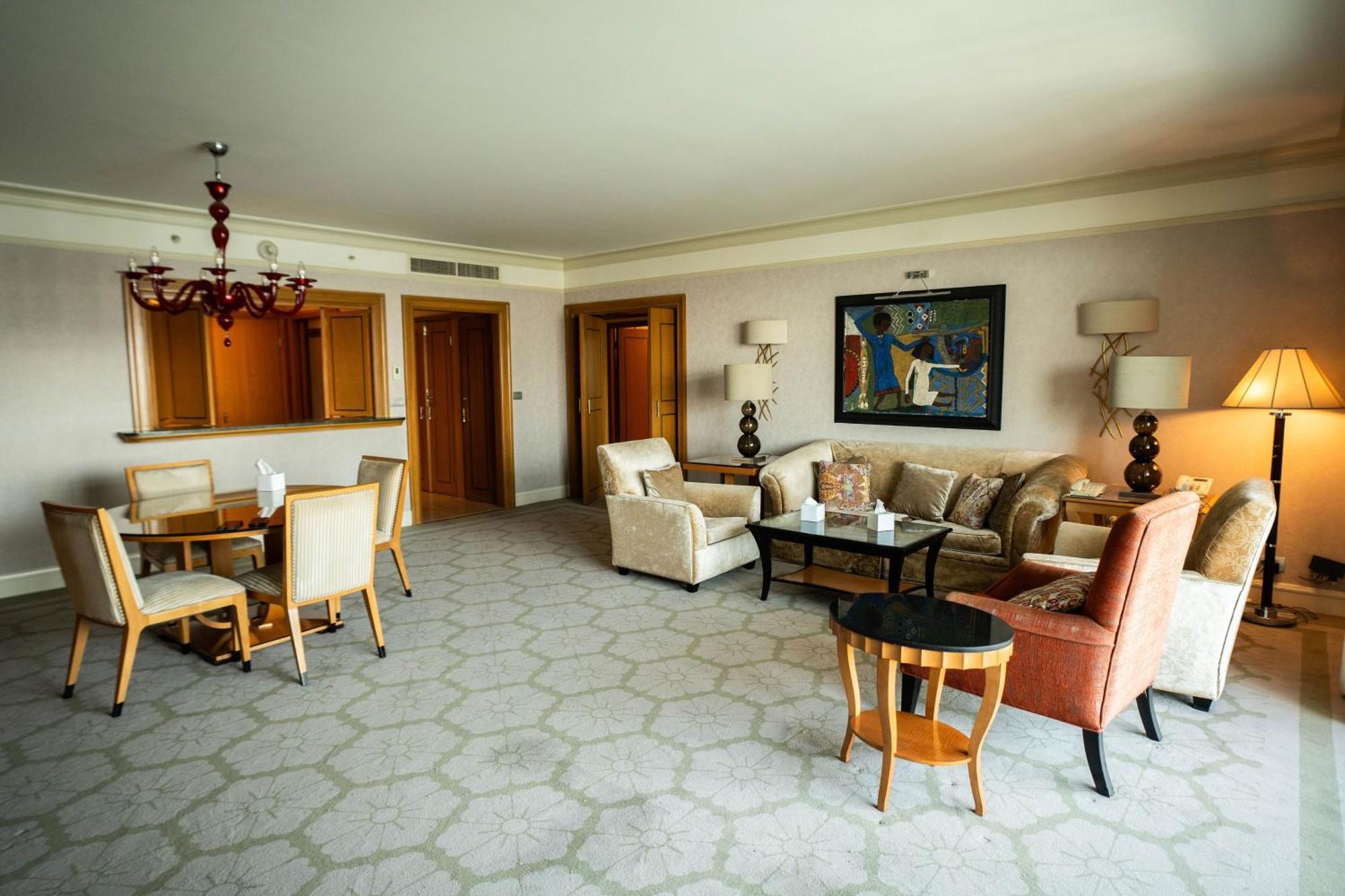 Xperience Suites-four Seasons Nile Plaza Apartment
